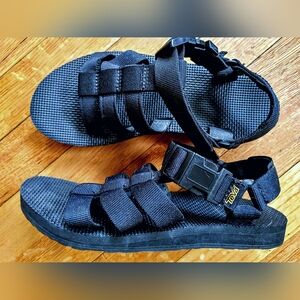 Teva: Women’s Black Sport Sandals – Size 5.5